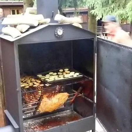Campeggio Chatrek - chatová osada Kunžak *